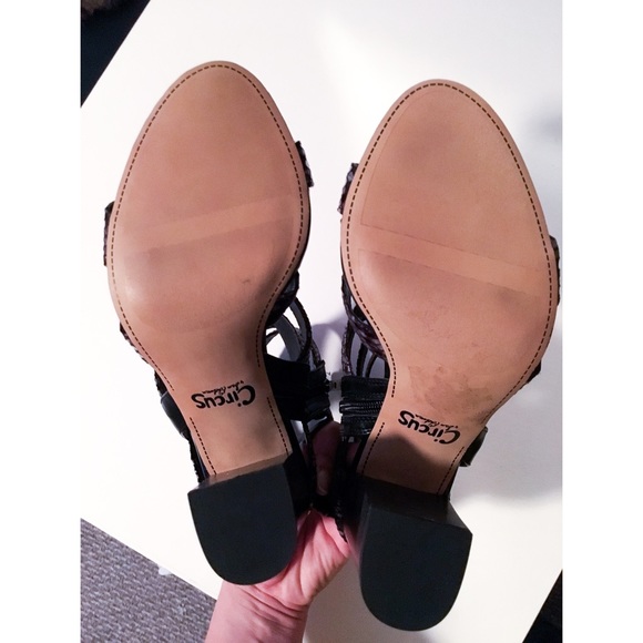 Circus Strappy Heels - Picture 5 of 7